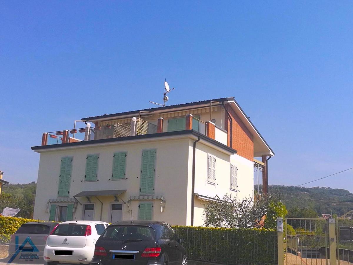 Casa Chiare - Immobiliare Azzurra Apartment Bardolino Exterior photo